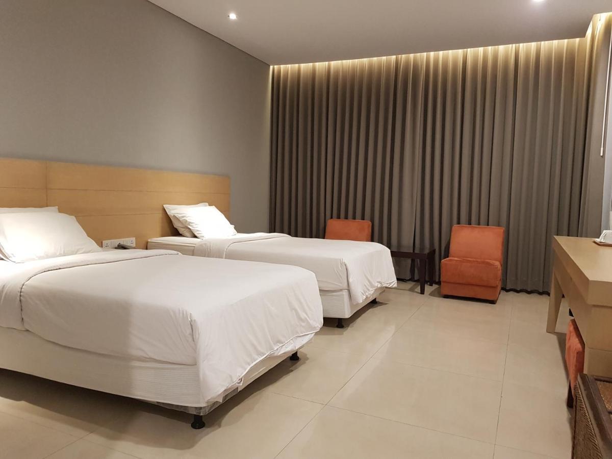 New Mountain Springs Hotel & Resort Lembang Eksteriør billede