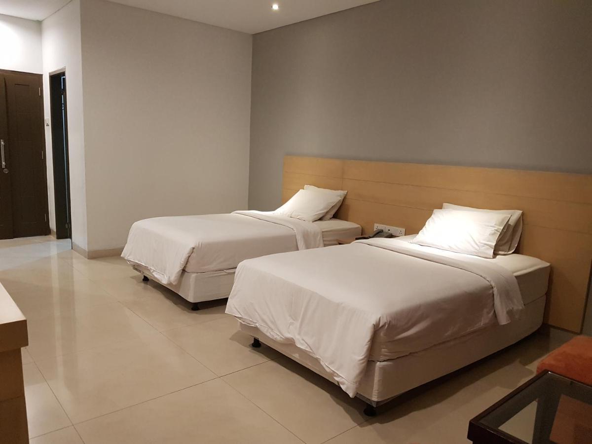 New Mountain Springs Hotel & Resort Lembang Eksteriør billede