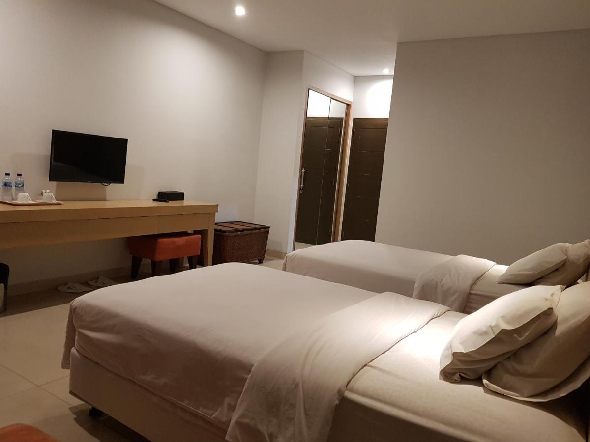 New Mountain Springs Hotel & Resort Lembang Eksteriør billede