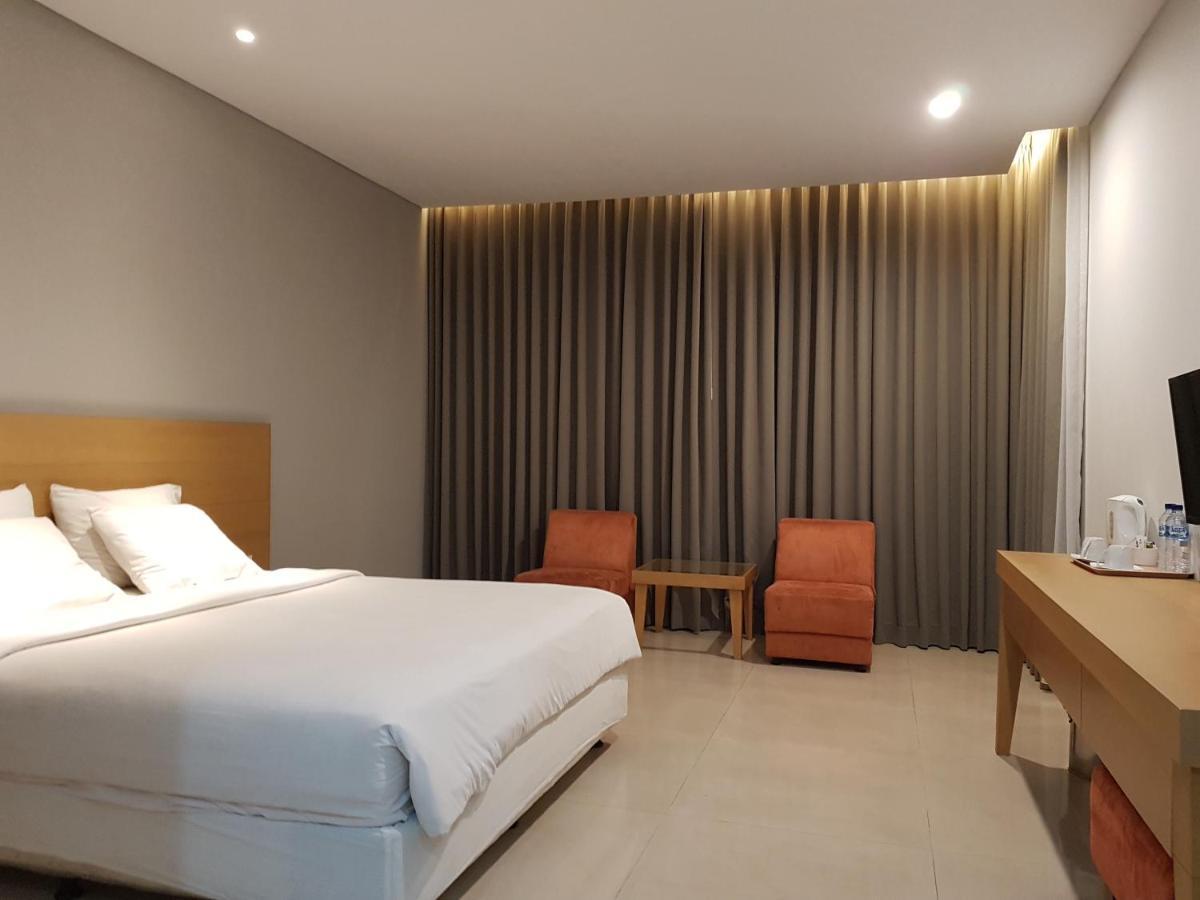 New Mountain Springs Hotel & Resort Lembang Eksteriør billede