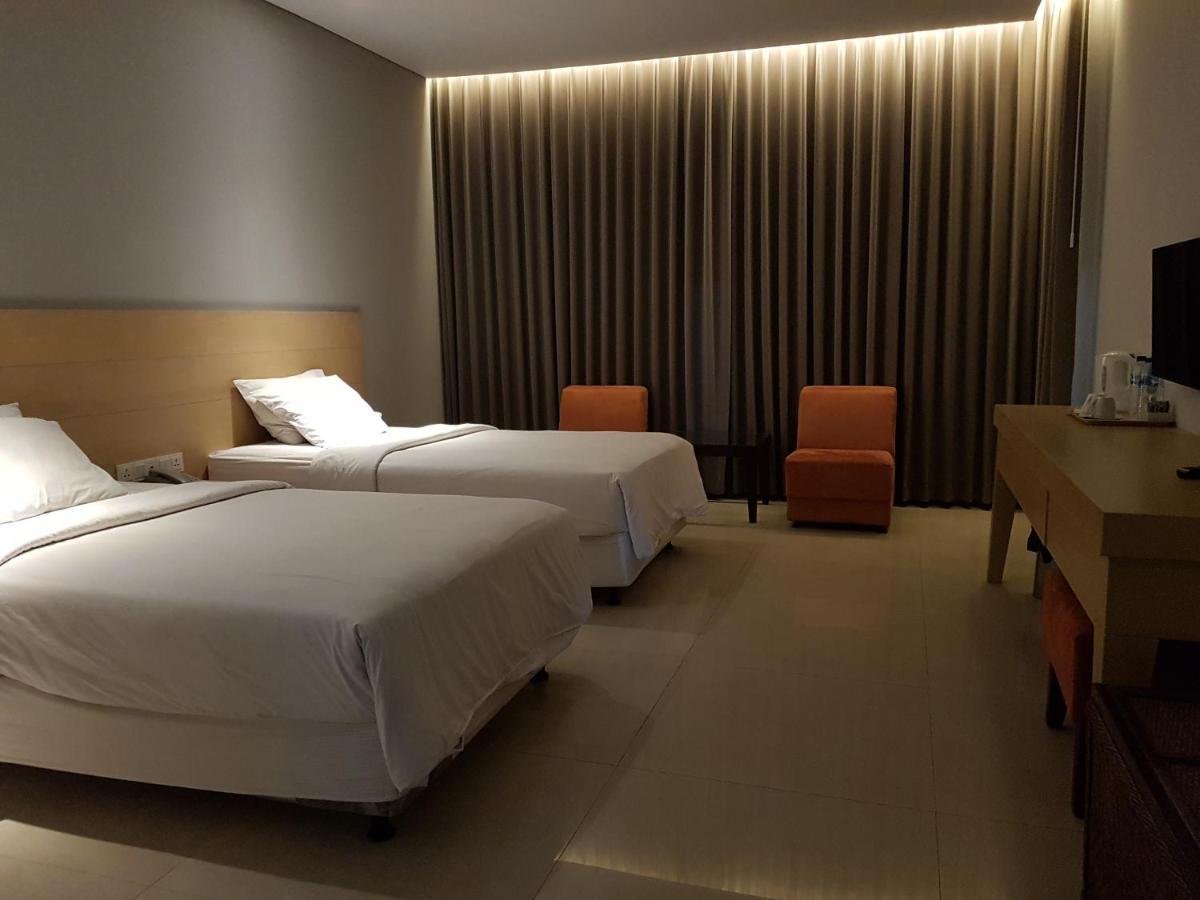 New Mountain Springs Hotel & Resort Lembang Eksteriør billede