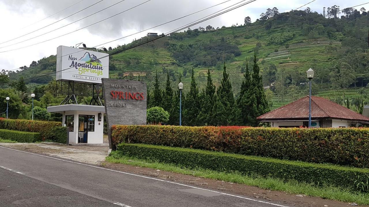 New Mountain Springs Hotel & Resort Lembang Eksteriør billede